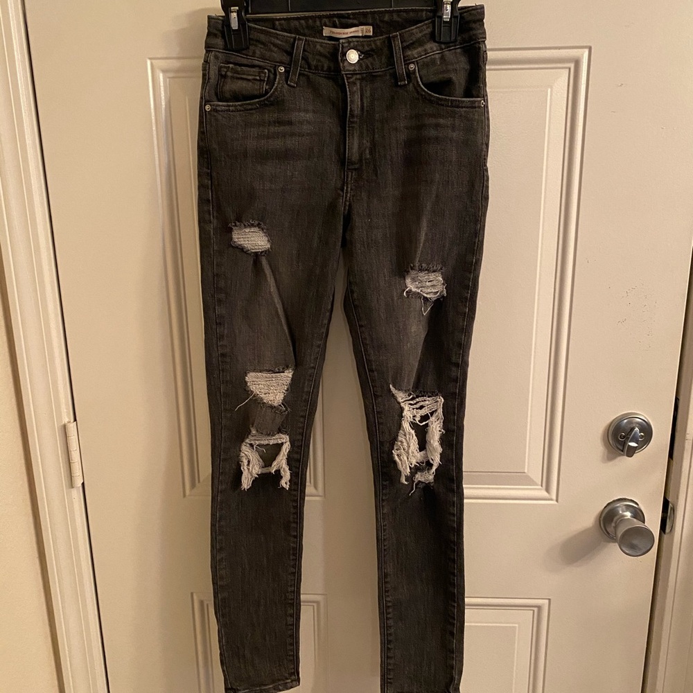 Levi’s 721 High Rise Skinny jeans